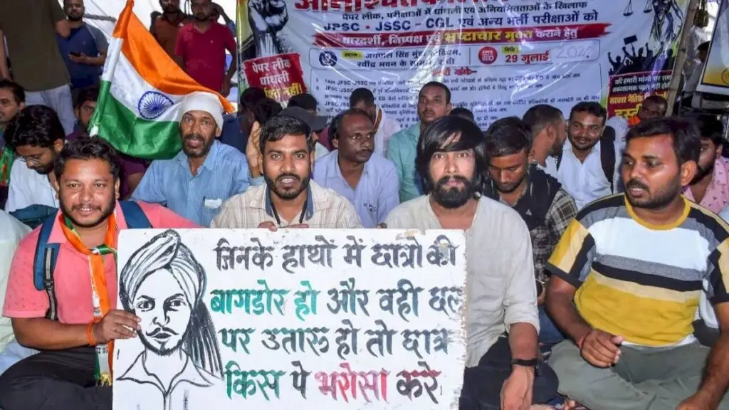 Jharkhand exam probe names seven, flags blacklisted agency link