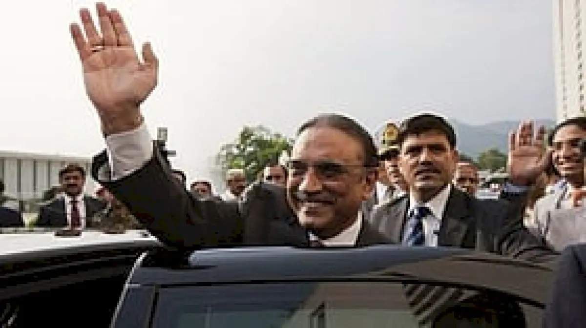 Zardari says Pakistan's Hindus prefer staying over India