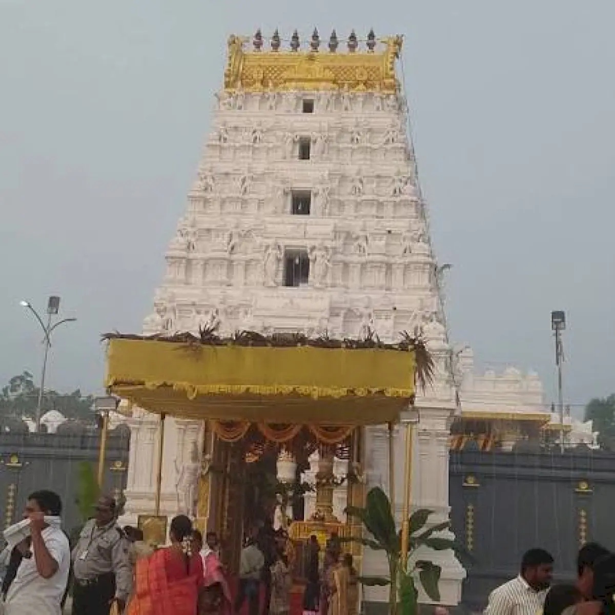 Thousand-pillared hall opened at Venkateswara temple in Dokiparru