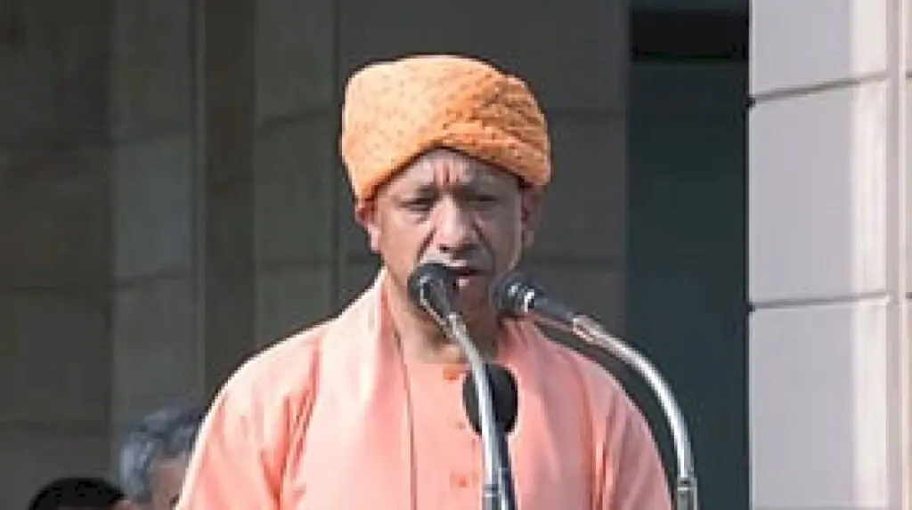 Yogi Adityanath Flags Off 2026 Independence Day From Lucknow