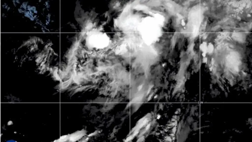 Hawaii braces for rare hurricane landfall as Tropical Storm Lala nears