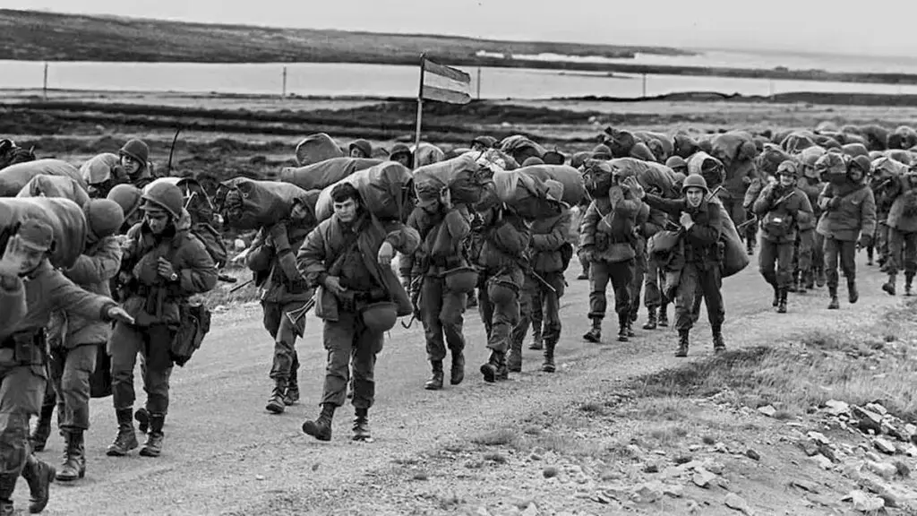 Marquez's 1983 article on Malvinas war atrocities recalled