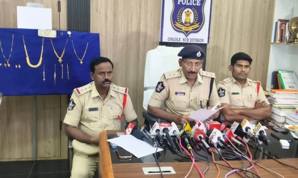 Four arrested for Rs 18 lakh gold burglary in Ongole