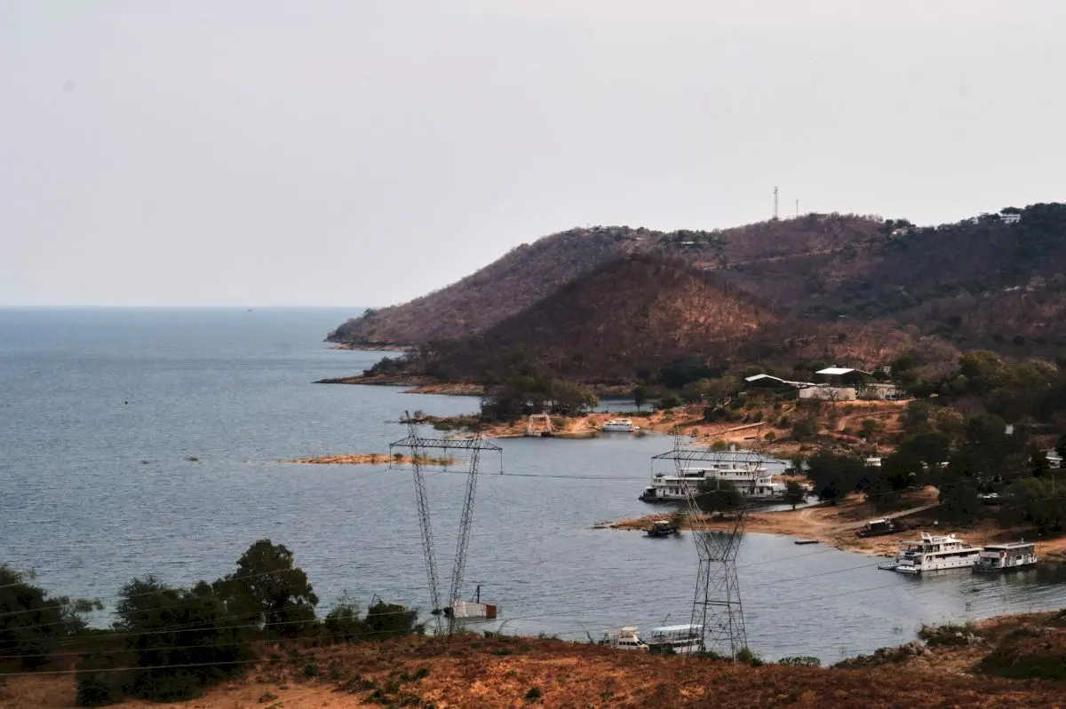 68 Dead, Including 18 Children, in Zimbabwe Ferry Disaster