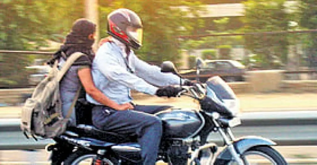 Delhi CM criticises AAP MLA over vest-and-shorts attire