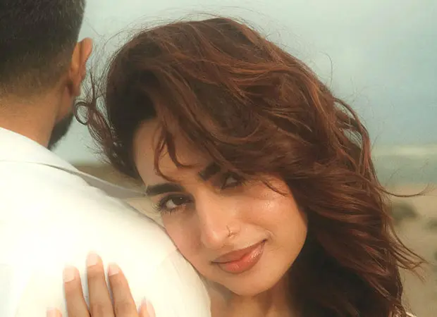 Ayesha Khan diamond ring photos spark engagement rumours