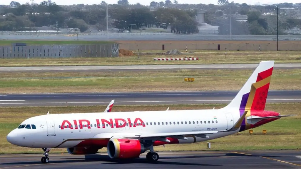 Air India to resume annual salary increments from Oct 1