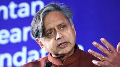 Tharoor flags World Bank report on conservative values in Kerala Saudi returnees