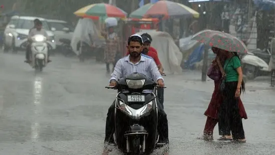 Mumbai landslide kills 6, city rainfall crosses 2,000mm