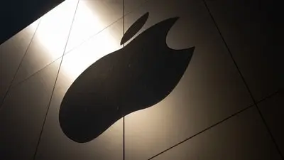 Apple warns iPhone users in 110 countries of spyware attacks