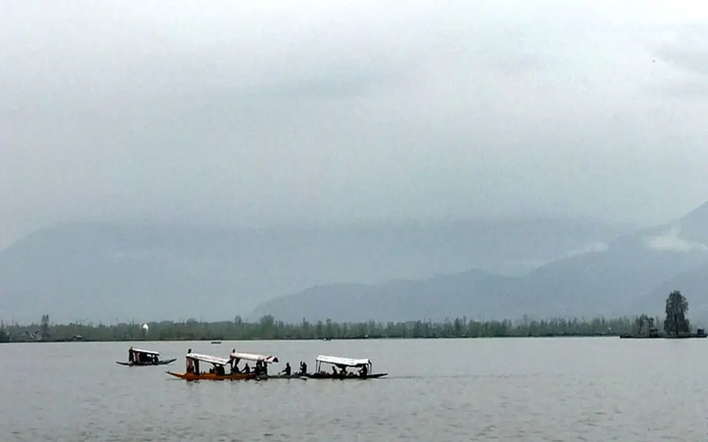 J&K to stay hot and humid till early September, MeT says