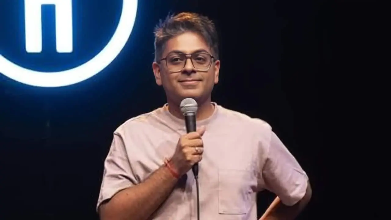 Comedian Abhijit Ganguly warns of Mumbai roadside scam after stranger tries to trap him