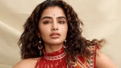 Anupama Parameswaran postponed engagement, denies gold digger claims