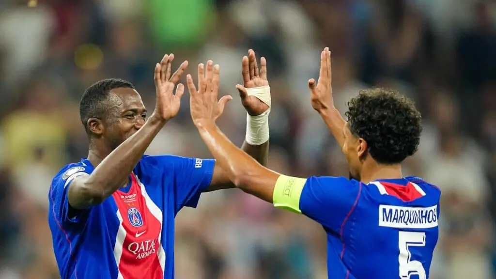 Ten-man Lens beat PSG 1-0 in French Super Cup