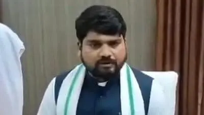 Gujarat High Court refuses to stay AAP MLA Chaitar Vasava's 7-year sentence