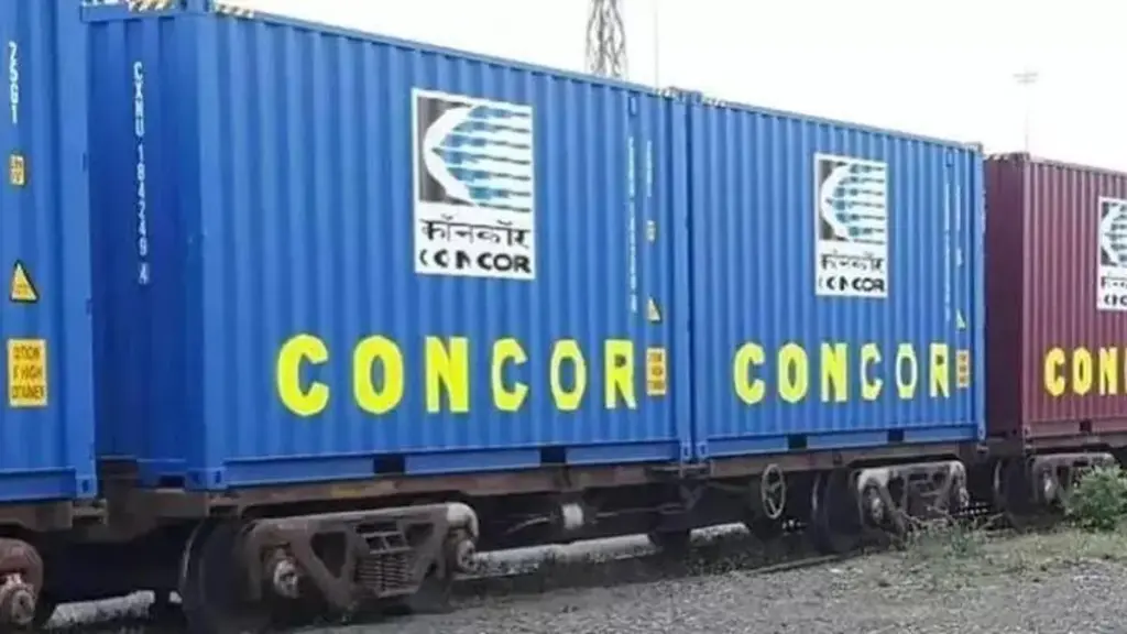 Concor's first long haul double stack train runs from JNPT