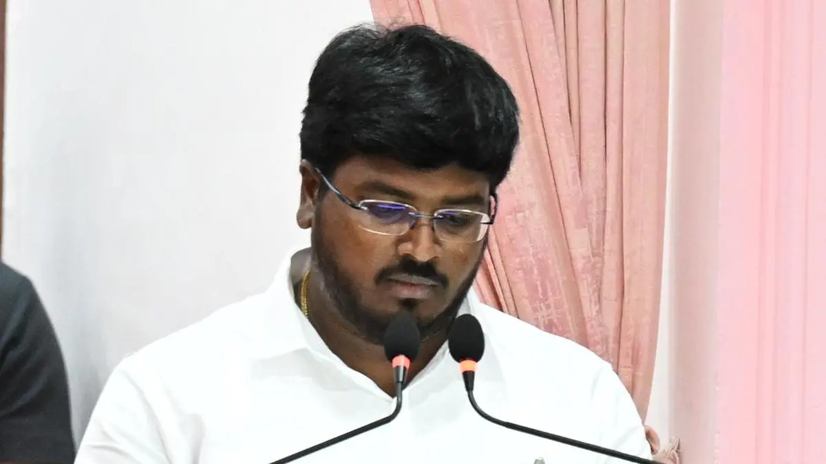 Tamil Nadu forms expert panel to probe mass fish kill in Kosasthalaiyar