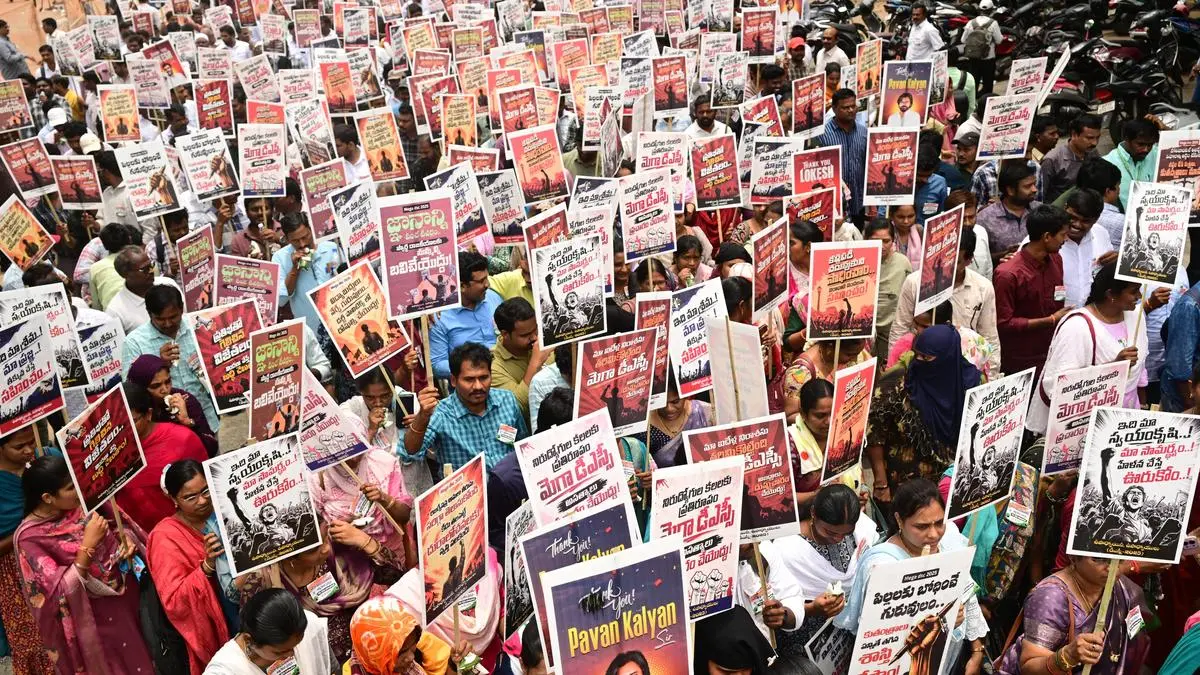 Andhra teacher recruitment row fuels political blame game