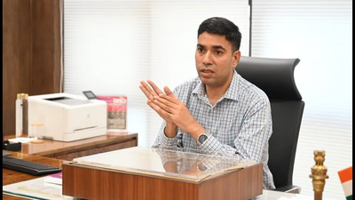 Haryana revokes Gurugram civic chief's transfer within 24 hours