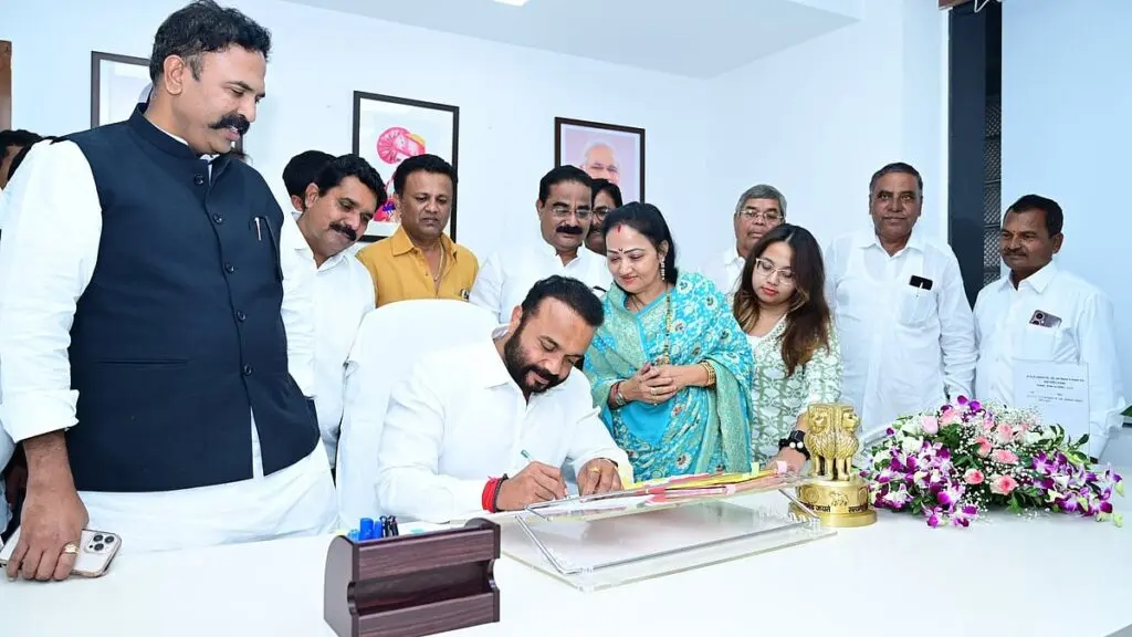 Maharashtra orders Zilla Parishad schools to get basic facilities in a month
