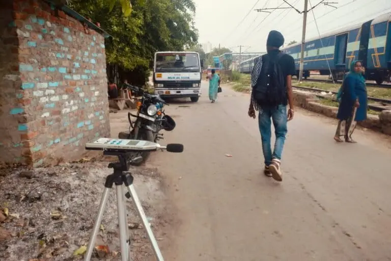 Railway noise exceeds limits; health impacts unclear