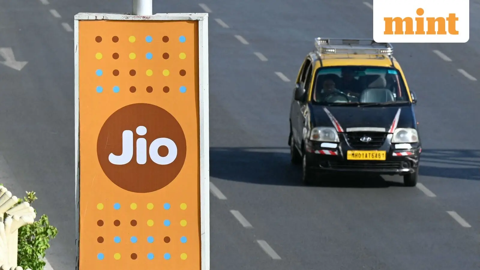Sebi clears Jio Platforms Rs 35,000 crore IPO, India's biggest