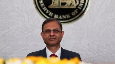 RBI holds repo rate at 5.25% for third straight meeting