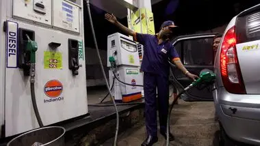 Petrol and diesel prices steady despite crude oil volatility