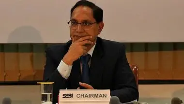 SEBI chief says closing auction here to stay, reviewing concerns