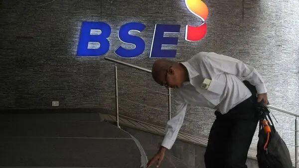 Small-cap, mid-cap stocks trounce benchmark indices