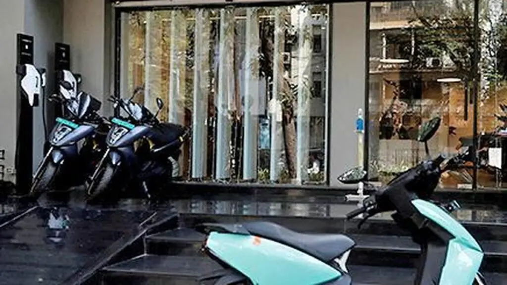 Ather launches 450X Overtones Series in Nepal, expands EV exports