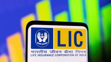 LIC Q1 Profit Rises 23% to Rs 13,492 Crore