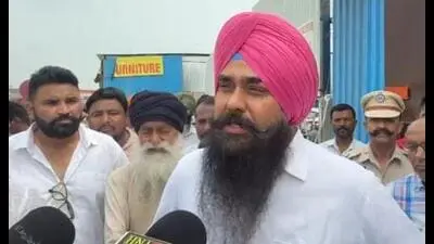 AAP MP Kang calls GMADA 'hub of corruption', demands staff transfers