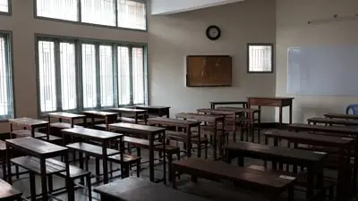 MP school teachers transferred after students allege early class closure
