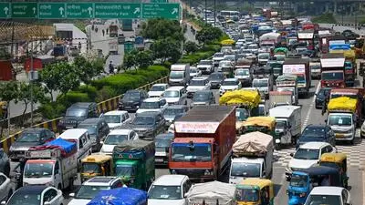 Delhi battles traffic chaos despite end of Kanwar Yatra