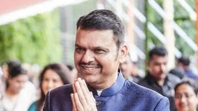 Congress hits Modi over 'dimagi naxal'; Fadnavis backs remark