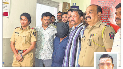 Amputee pushed out of Mumbai local after seat dispute dies