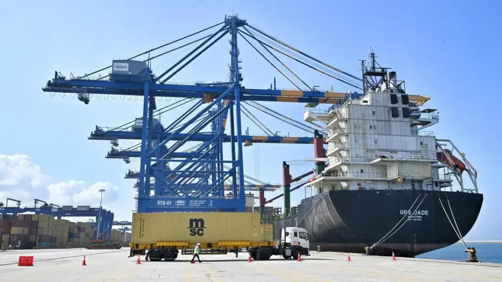 Vizhinjam port starts full EXIM operations with Kerala chips