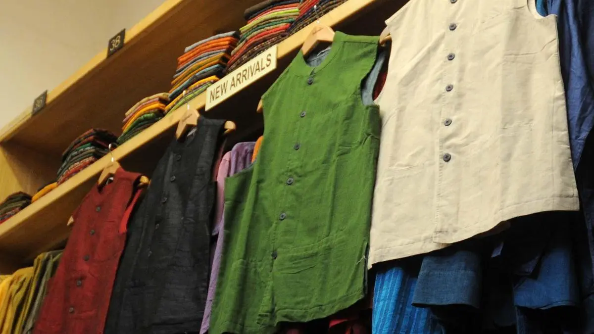 Uttar Pradesh to open new khadi stores, target youth and jobs