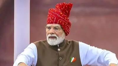 Modi calls for isolation of ‘dimaagi Naxals’ in Red Fort speech