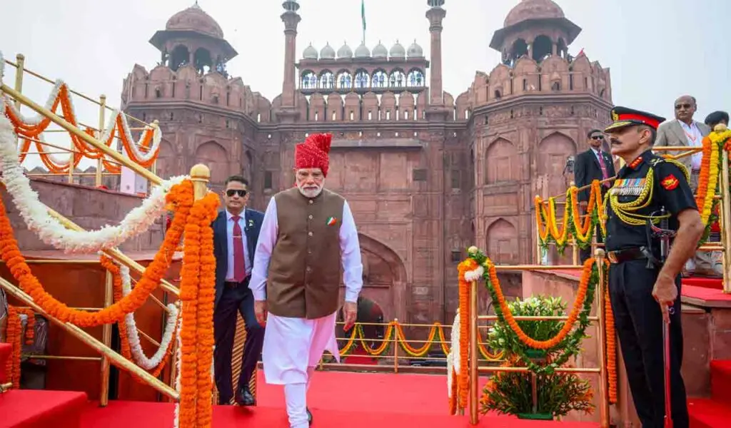 Modi leads 80th Independence Day celebrations at Red Fort