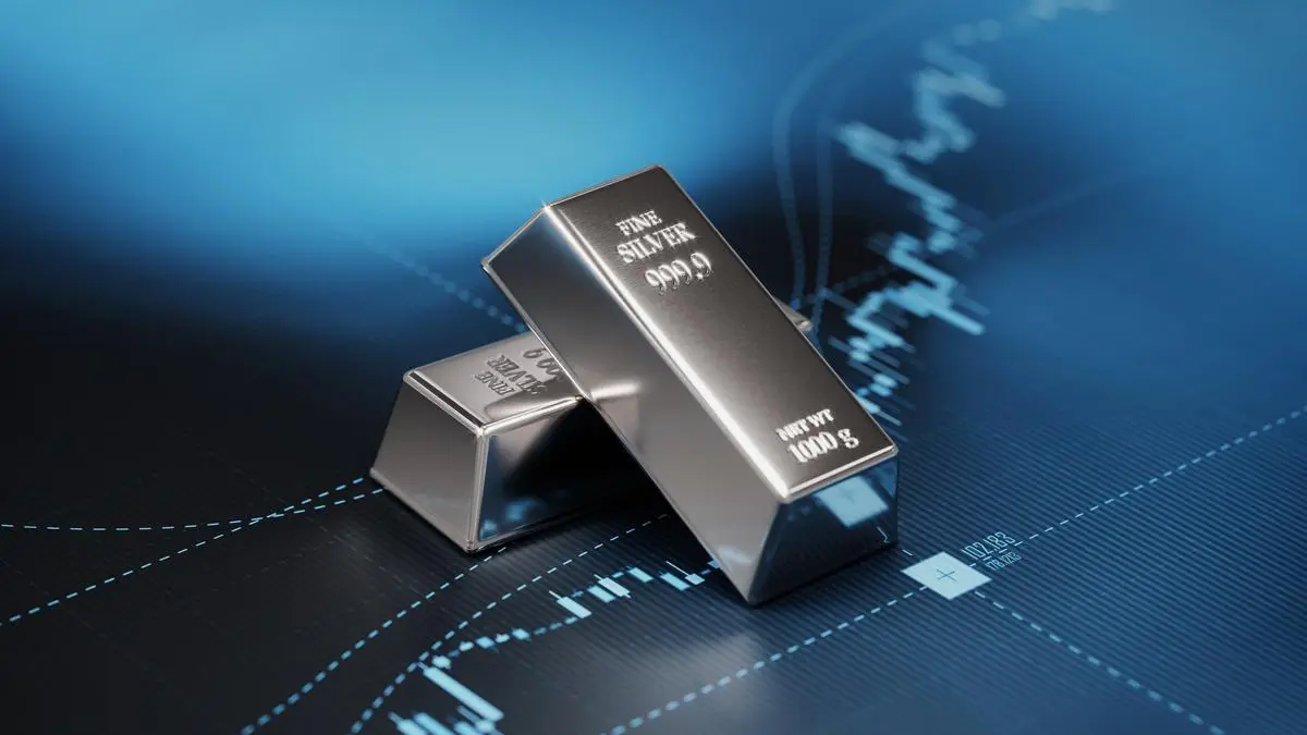 Gold, silver futures slip on MCX as demand weakens