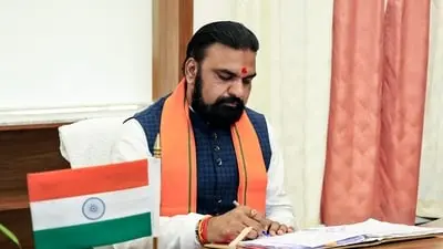 Bihar to pay Rs 10,000 per lakh views for scheme videos