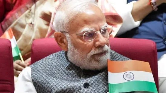 PM Modi leads 80th I-Day celebrations; Vande Mataram sung first time