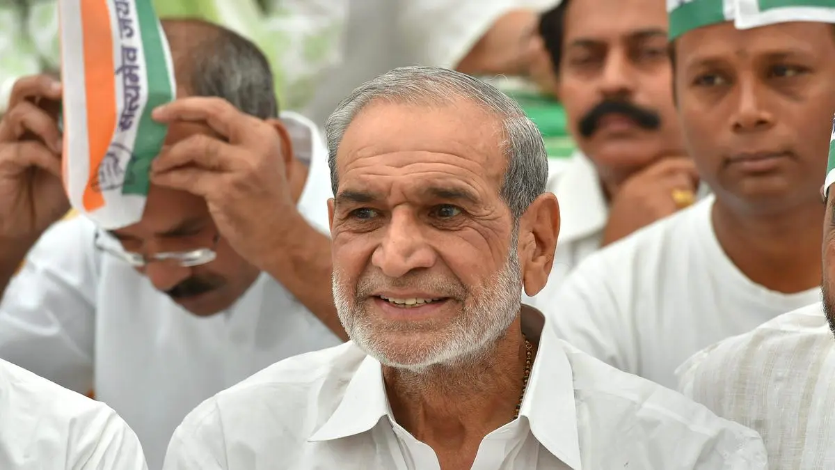 Delhi HC abates Sajjan Kumar's appeal after his death