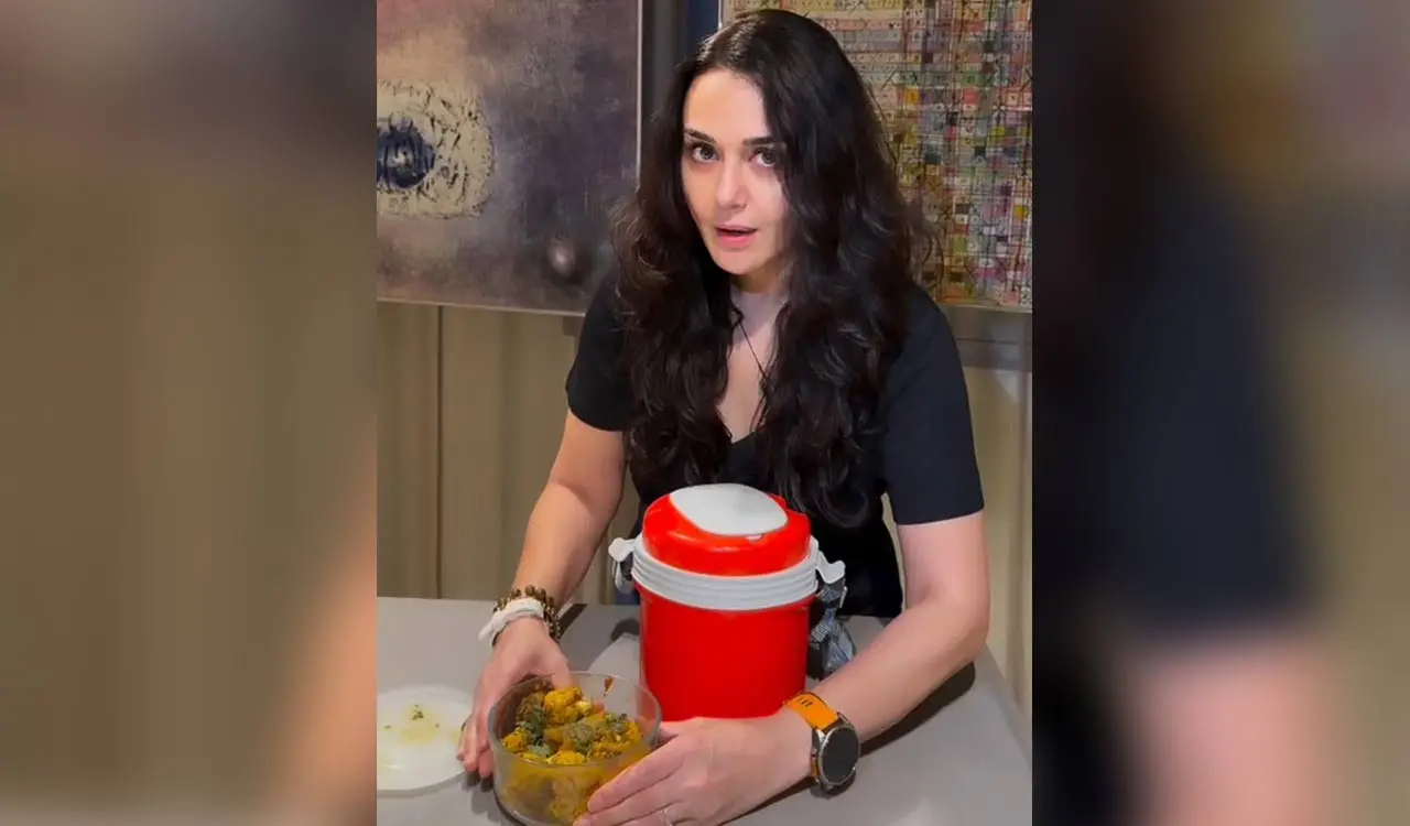 Preity Zinta gets Kadhi Chawal from neighbour in Paris while ill