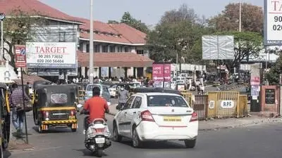 Pune RTO switches from MH-12 to MH-61 for new vehicles