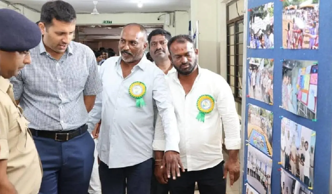 Sangareddy Collector asks photojournalists to focus on social issues