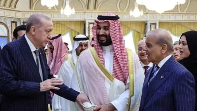 Saudi, Pakistan, Turkey sign Mecca defence pact
