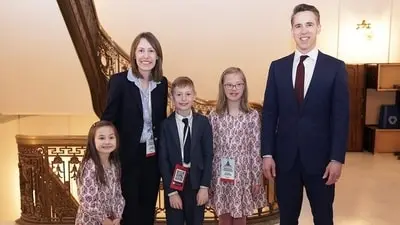 Chef Joe Gera accuses US Senator Josh Hawley of kissing male escort